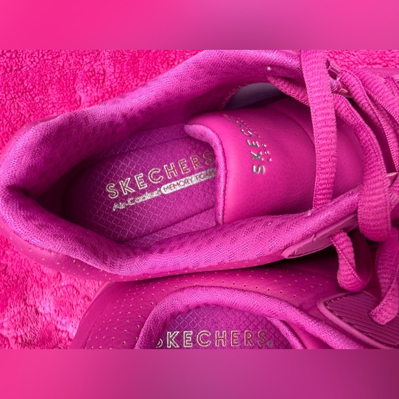 NEW size 10 Skechers Air Cooled Memory Foam Sneakers - Picture 5 of 7
